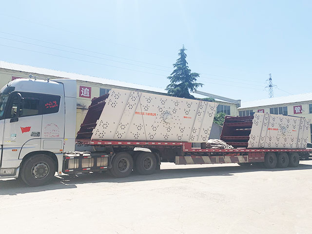 發(fā)貨了！中意振動篩裝車成功，準備出發(fā)！
